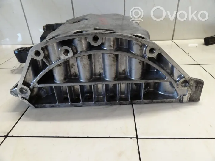 Opel Vivaro Oil sump 