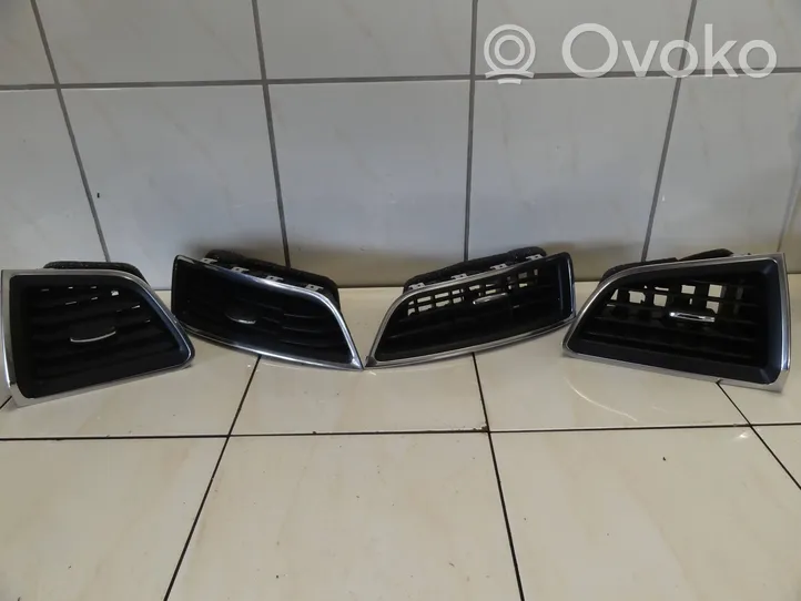 Ford S-MAX Garniture, panneau de grille d'aération EM2B-19C966-A