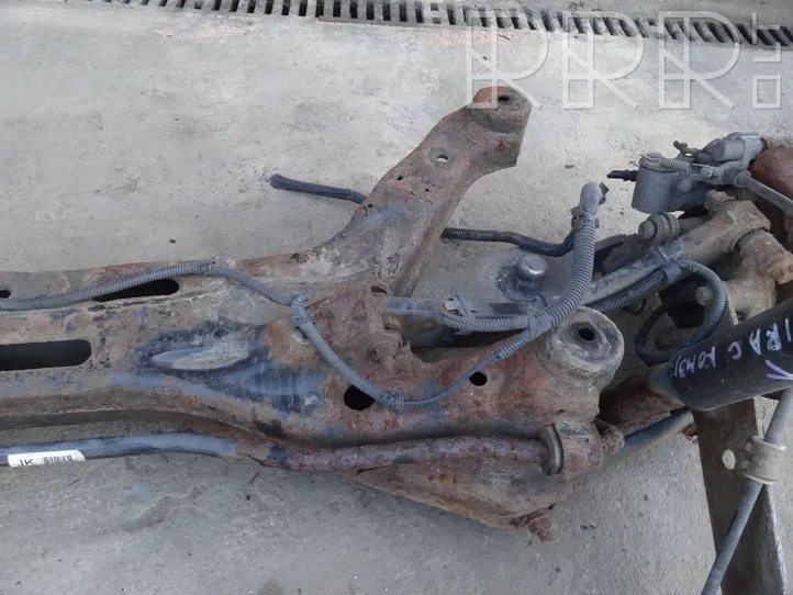 Opel Vectra C Rear axle beam 