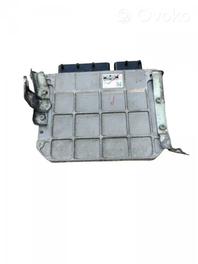 Toyota Avensis T270 Sterownik / Moduł ECU 8966105C00