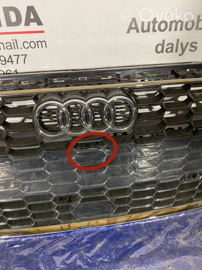 Audi A3 8Y Etupuskurin ylempi jäähdytinsäleikkö 8Y0853651B