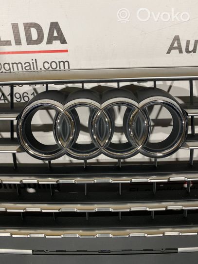 Audi Q7 4M Maskownica / Grill / Atrapa górna chłodnicy 4M0853651