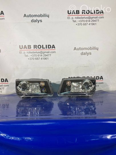 Volkswagen Bora Headlights/headlamps set 