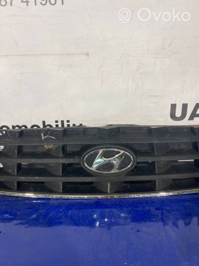 Hyundai Accent Grille calandre supérieure de pare-chocs avant 8636125620