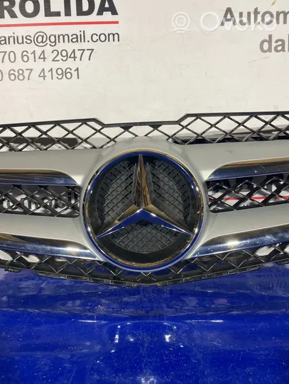 Mercedes-Benz GLK (X204) Grille calandre supérieure de pare-chocs avant A2048802983