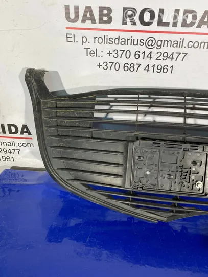 Toyota Yaris Etupuskurin alempi jäähdytinsäleikkö 531020D040