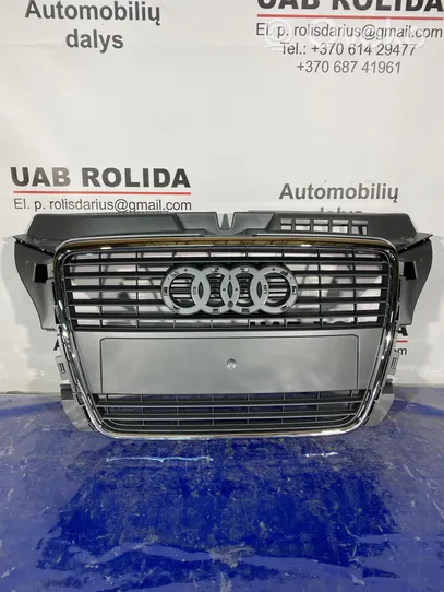 Audi A3 S3 8P Maskownica / Grill / Atrapa górna chłodnicy 