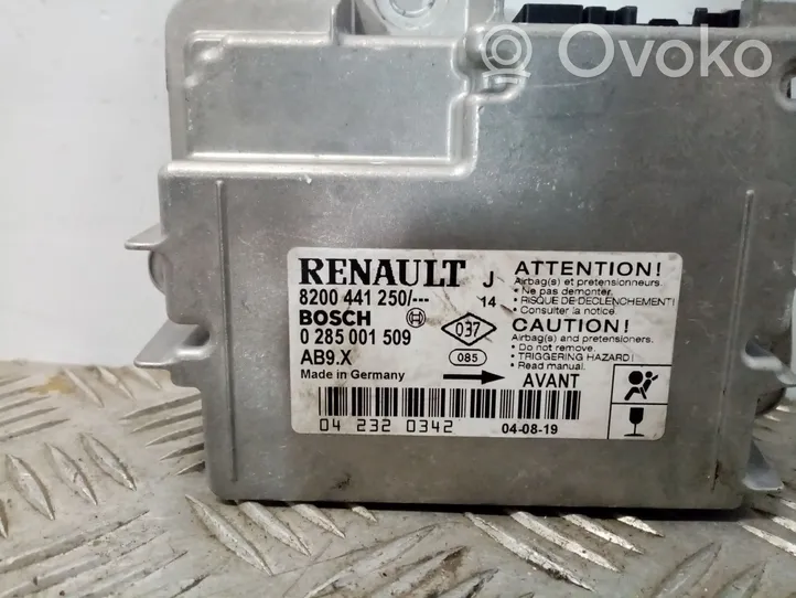 Renault Modus Sterownik / Moduł Airbag 8200441250