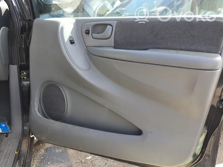 Chrysler Voyager Boczki / Poszycie drzwi przednich 