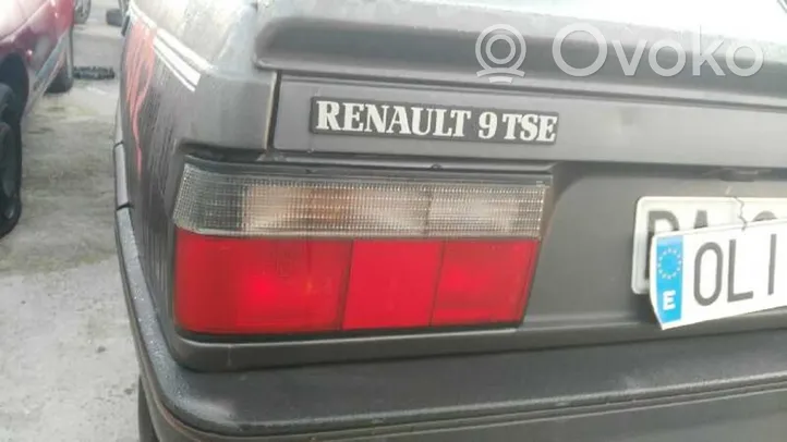 Renault 9 Takavalot 7701367632