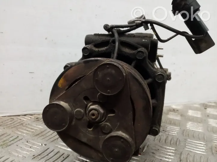 Mitsubishi Galant Compressore aria condizionata (A/C) (pompa) 8001618