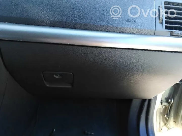 Opel Vectra C Vano portaoggetti 
