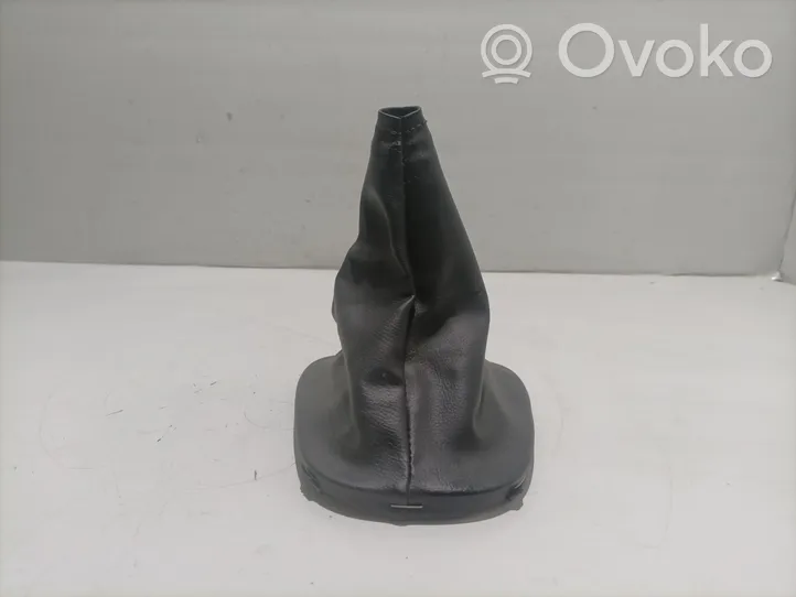 Toyota Aygo AB10 Verkleidung Schalthebel (Kunststoff) 588410H010B0