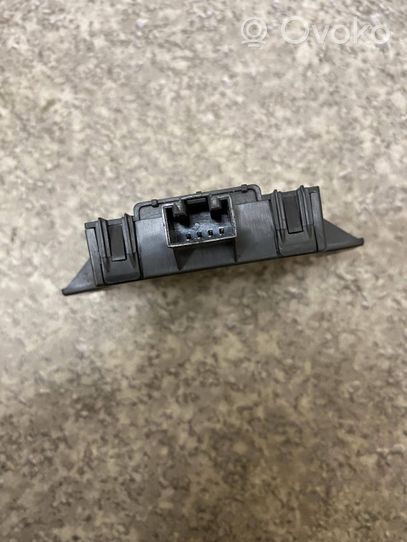 Audi A8 S8 D3 4E Boîtier module alarme 4E0907719