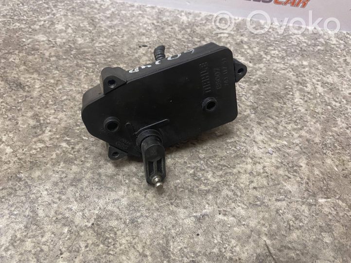 Volvo S60 Attuatore/motore della valvola del collettore di aspirazione 30757452