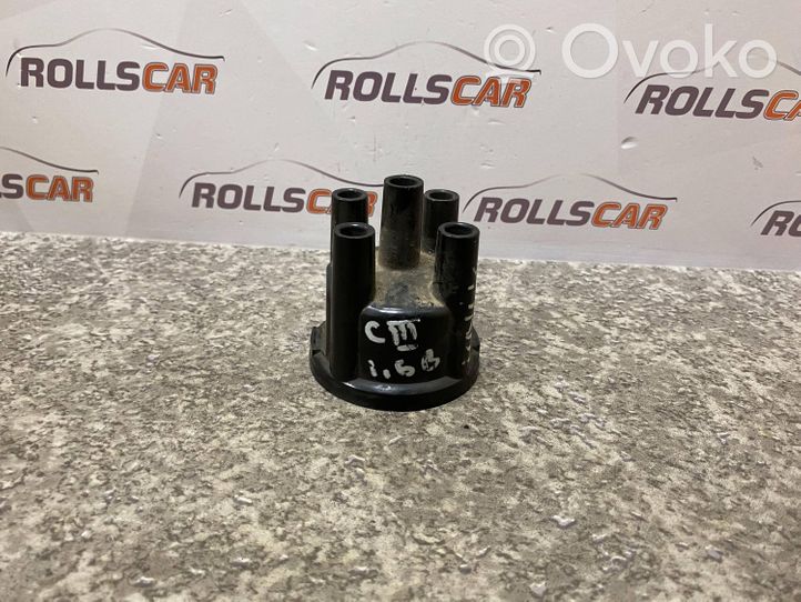 Volkswagen Golf III Tapón del distribuidor de las bujías 100242