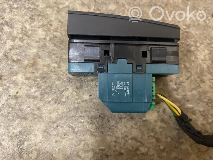 Opel Insignia A Parking (PDC) sensor switch 15383417