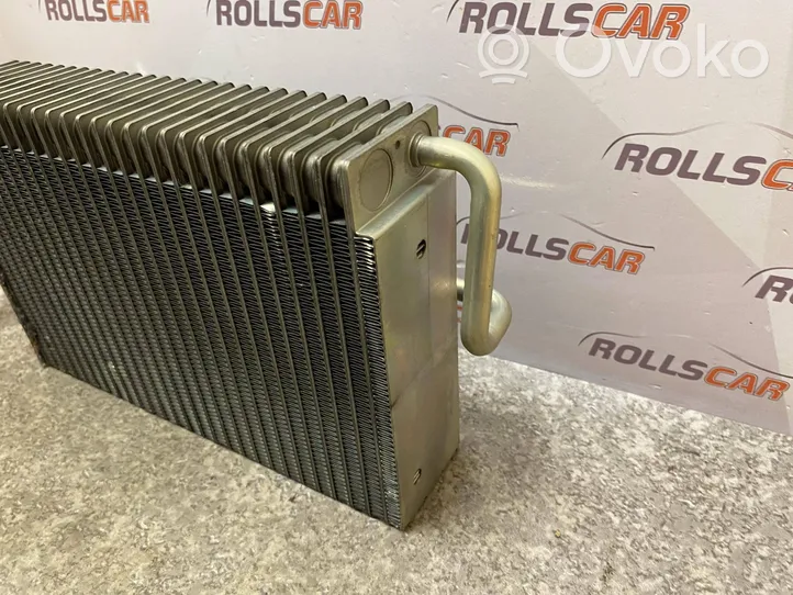 Mercedes-Benz E W211 Gaisa kondicioniera radiators (salonā) A2118300158