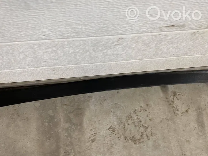 Mercedes-Benz E W211 Cubierta moldura embellecedora de la barra del techo 