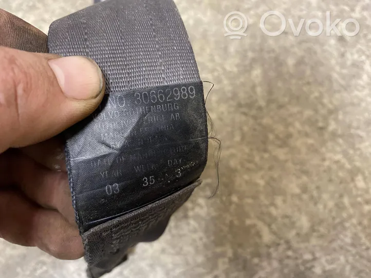 Volvo V70 Front seatbelt 30662989