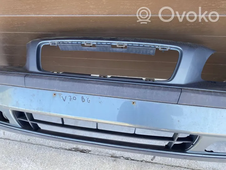 Volvo V70 Zderzak przedni 09484238442
