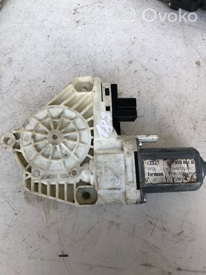 Audi Q7 4L Varikliukas priekinio langų pakėlėjo 1K0959801B