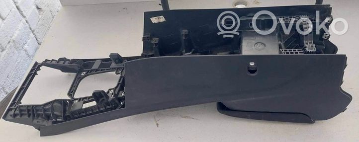 Volkswagen PASSAT B8 Center console 3G1863241A