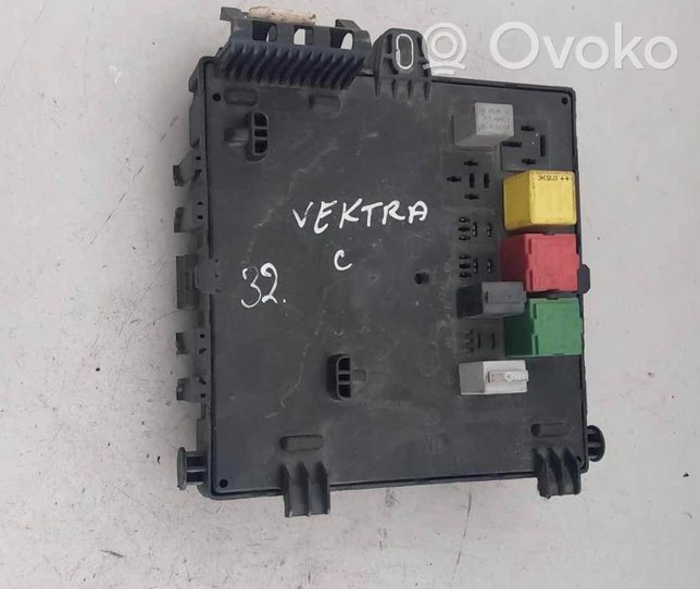 Opel Vectra C Light module LCM 92200013