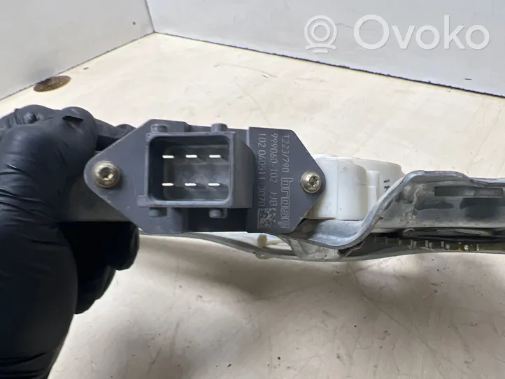 Toyota Avensis T250 Moteur de lève-vitre de porte arrière 992046100