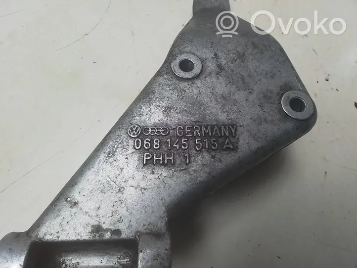 Audi 80 90 S2 B4 Dzinēja nostiprināšanas stiprinājums-kronšteins 068145515A