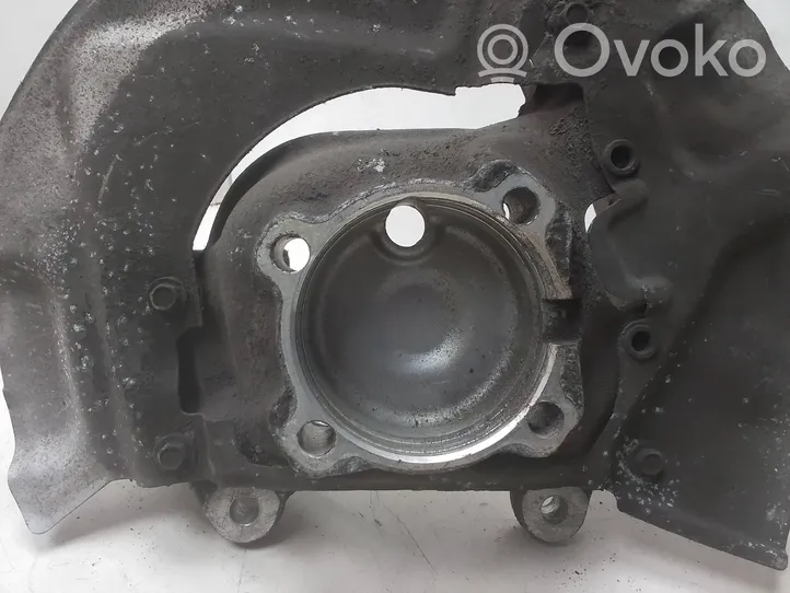 BMW 5 E60 E61 Cubo de rueda delantera 6760954