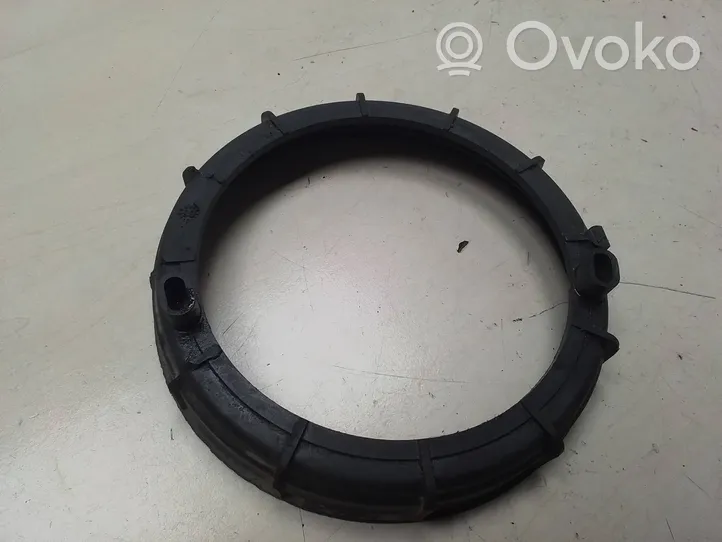 Peugeot 307 Bague de verrouillage pour réservoir de carburant 9633283880