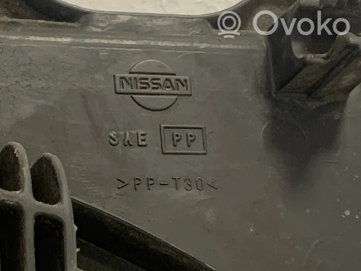 Nissan X-Trail T30 Aro de refuerzo del ventilador del radiador PPT30