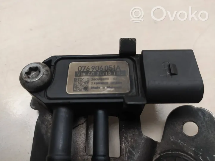 Volkswagen Touran I Exhaust gas pressure sensor 076906051A