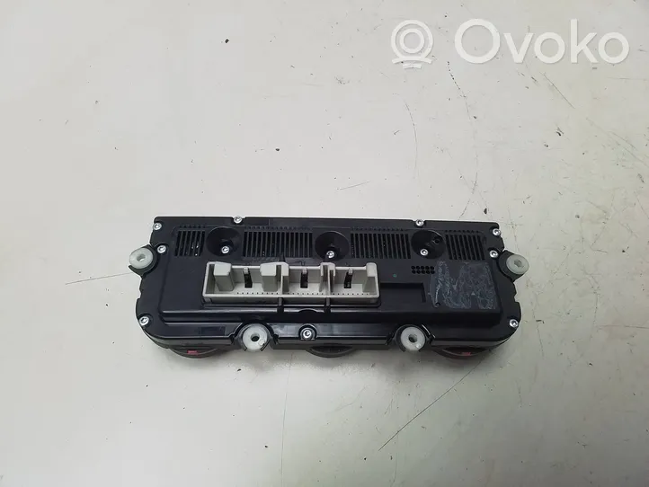 Volkswagen Touran I Climate control unit 78888411