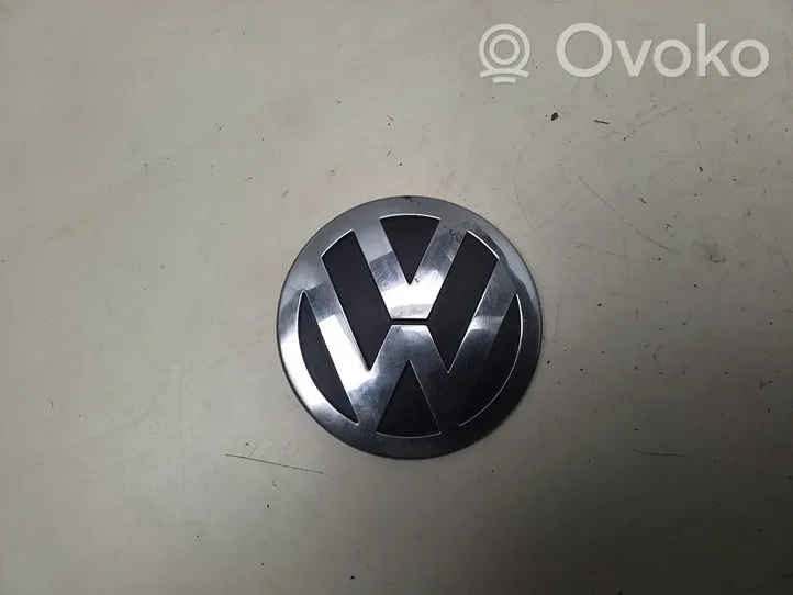 Volkswagen Touran I Manufacturer badge logo/emblem 1T0853630A