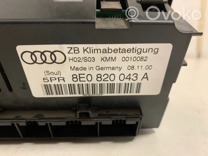 Audi A4 S4 B6 8E 8H Oro kondicionieriaus/ klimato/ pečiuko valdymo blokas (salone) 8E0820043A