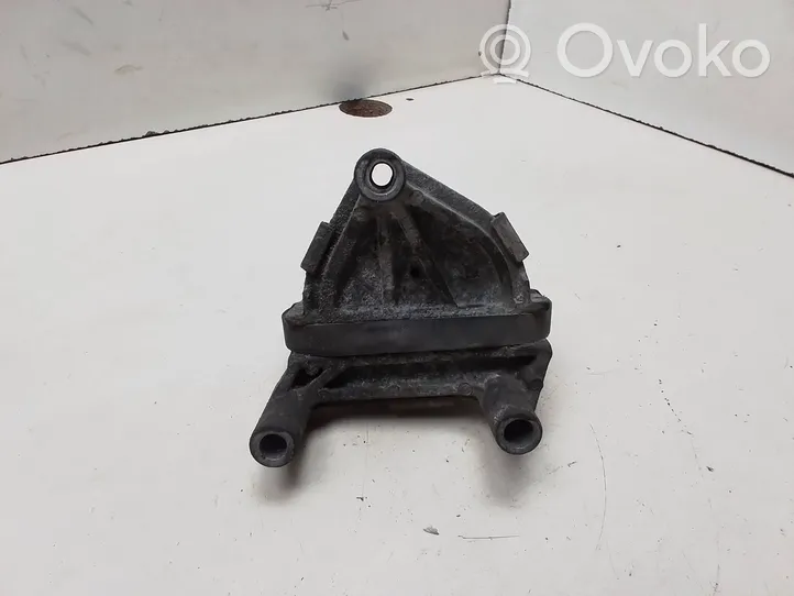 Saab 9-5 Soporte de montaje del motor 5237219