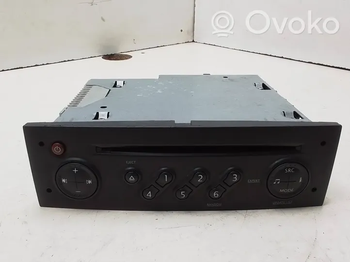 Renault Megane II Radio / CD-Player / DVD-Player / Navigation 8200607918