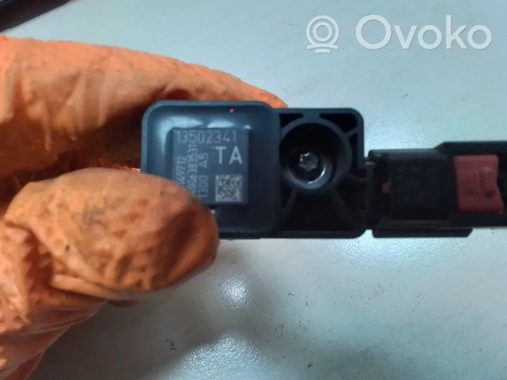 Opel Insignia A Airbag deployment crash/impact sensor 13502341