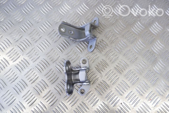 Toyota C-HR Kit de charnières de porte avant 6871002060