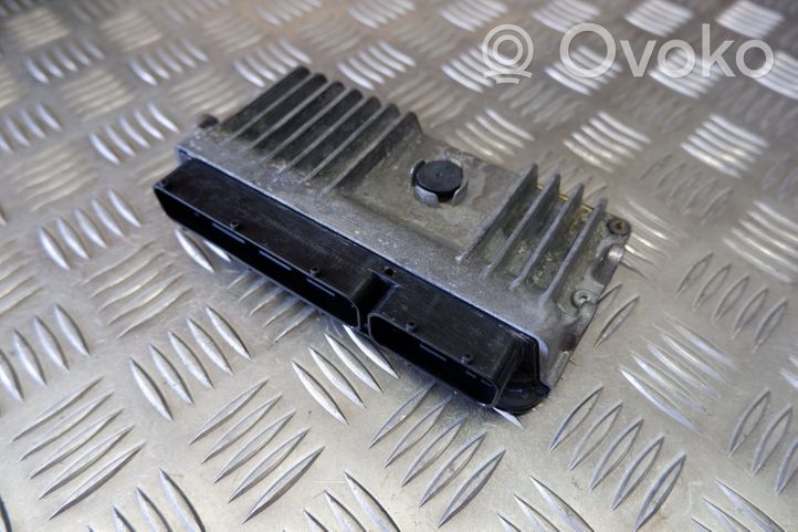 Toyota Prius (XW50) Sterownik / Moduł ECU 8966147870