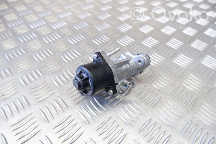 Toyota Yaris XP210 EGR-venttiili F301015350