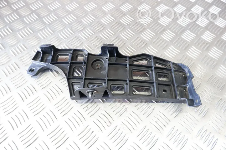 Lexus UX Takapuskurin kannake 5259176020