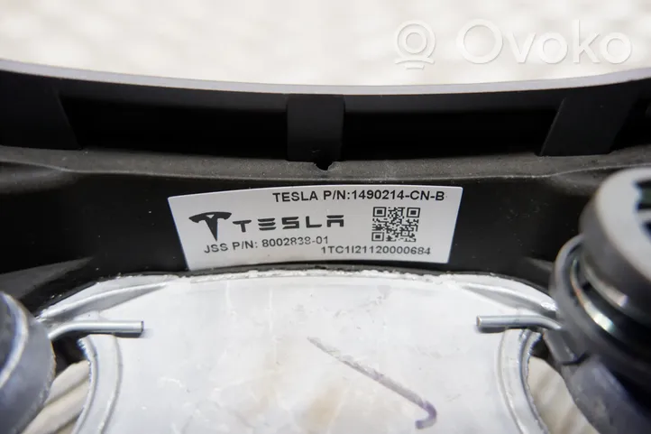 Tesla Model 3 Ohjauspyörä 1490214CNB