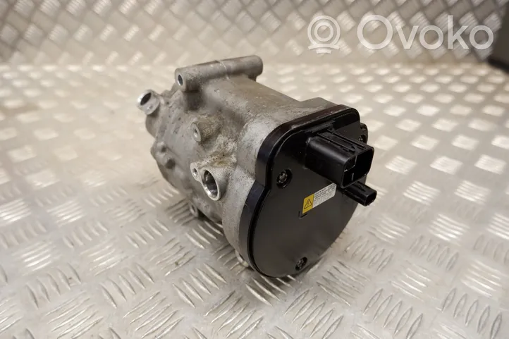 Toyota Prius (XW50) Air conditioning (A/C) compressor (pump) 0424000370