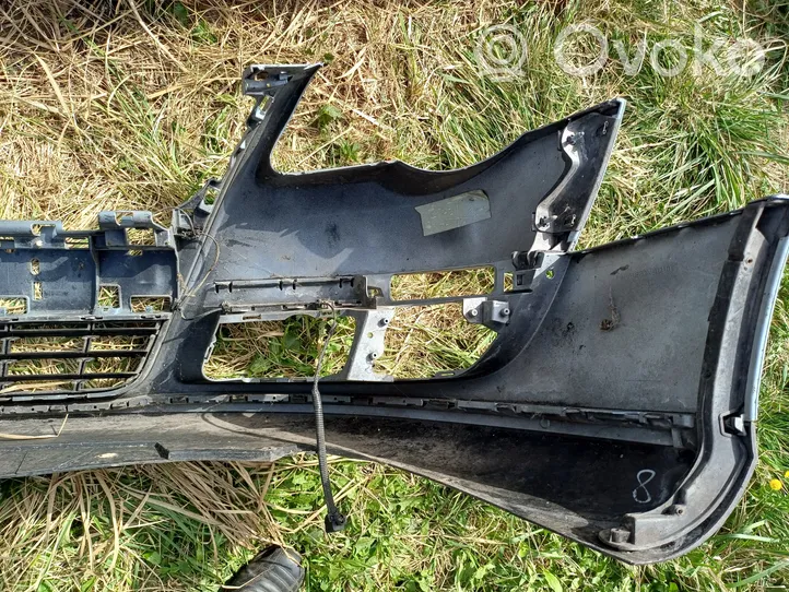 Volkswagen PASSAT B6 Front bumper 