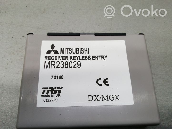 Mitsubishi Colt Sonstige Steuergeräte / Module MR238029