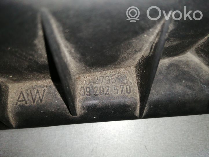 Opel Omega B2 Couvercle du boîtier de filtre à air 09202570