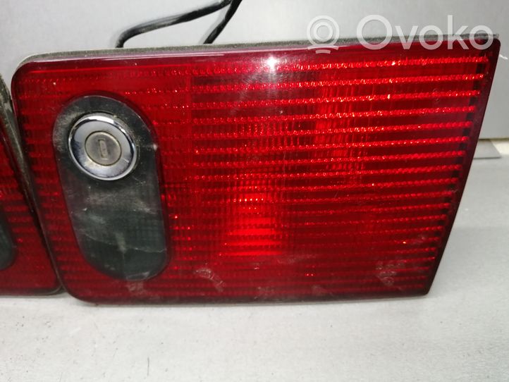 Audi A8 S8 D2 4D Set di luci posteriori 4D0945094G